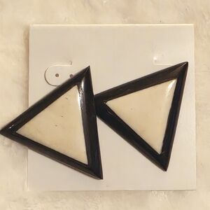 Geometric Black and Cream Earrings